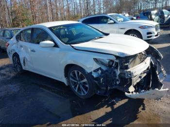  Salvage Nissan Altima