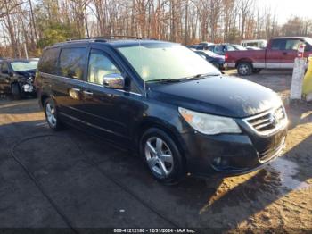  Salvage Volkswagen Routan