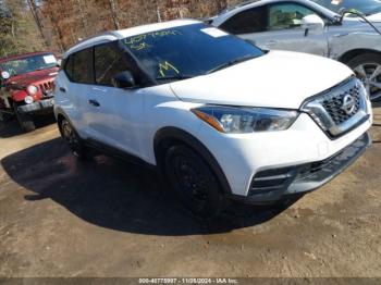  Salvage Nissan Kicks