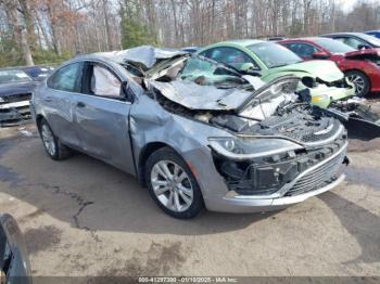  Salvage Chrysler 200