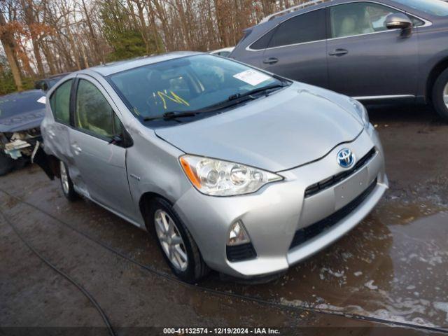  Salvage Toyota Prius c