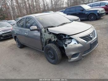  Salvage Nissan Versa