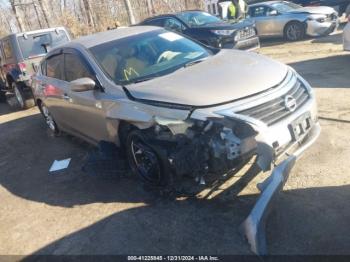  Salvage Nissan Altima