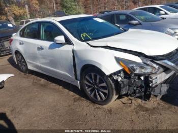  Salvage Nissan Altima