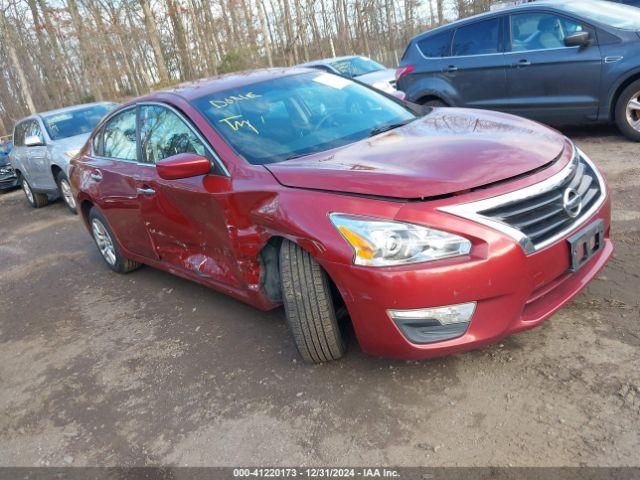  Salvage Nissan Altima