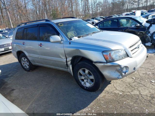  Salvage Toyota Highlander