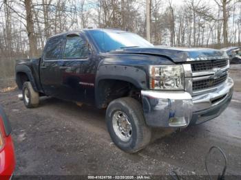  Salvage Chevrolet Silverado 2500