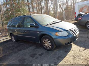  Salvage Chrysler Town & Country