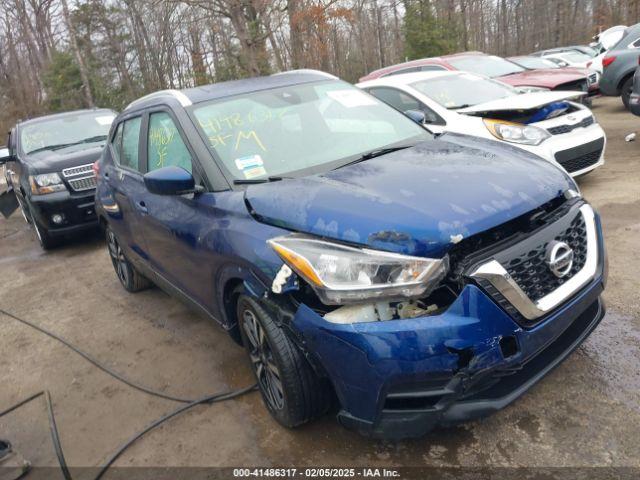  Salvage Nissan Kicks