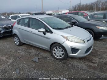  Salvage Ford Fiesta