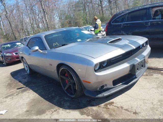  Salvage Dodge Challenger