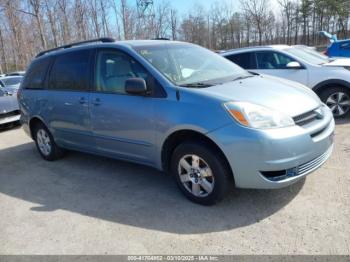  Salvage Toyota Sienna