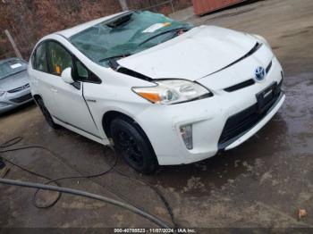  Salvage Toyota Prius