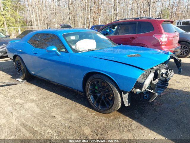  Salvage Dodge Challenger