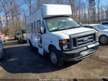  Salvage Ford E-350