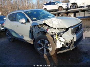  Salvage Volvo XC40