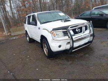  Salvage Nissan Pathfinder