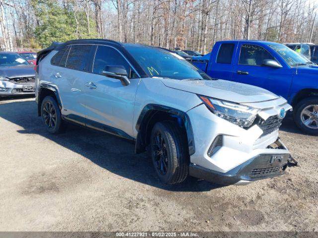  Salvage Toyota RAV4