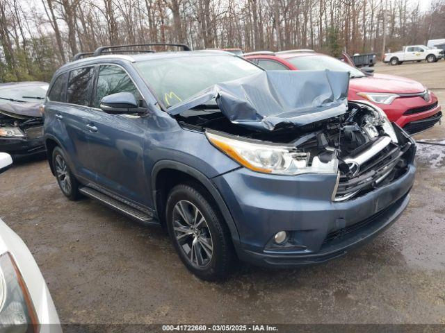  Salvage Toyota Highlander