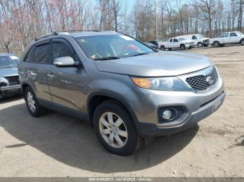  Salvage Kia Sorento