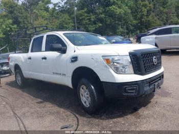  Salvage Nissan Titan