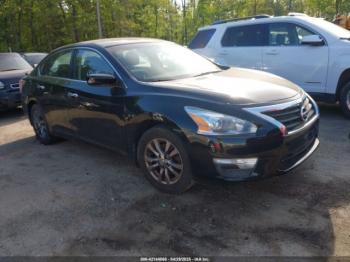  Salvage Nissan Altima