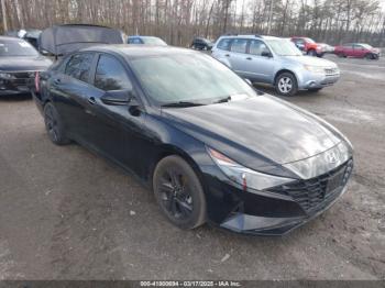  Salvage Hyundai ELANTRA
