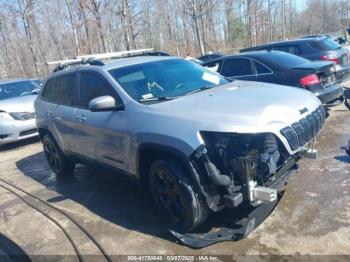  Salvage Jeep Cherokee