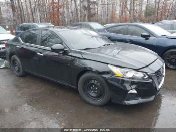  Salvage Nissan Altima
