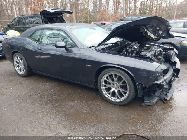  Salvage Dodge Challenger