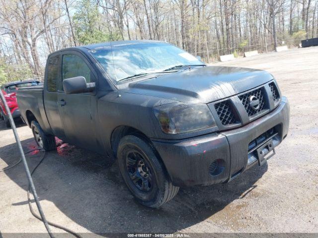  Salvage Nissan Titan
