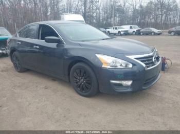  Salvage Nissan Altima