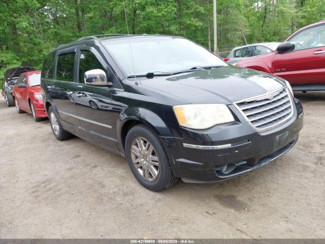  Salvage Chrysler Town & Country