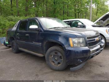  Salvage Chevrolet Avalanche 1500