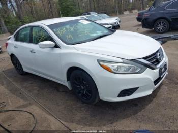  Salvage Nissan Altima
