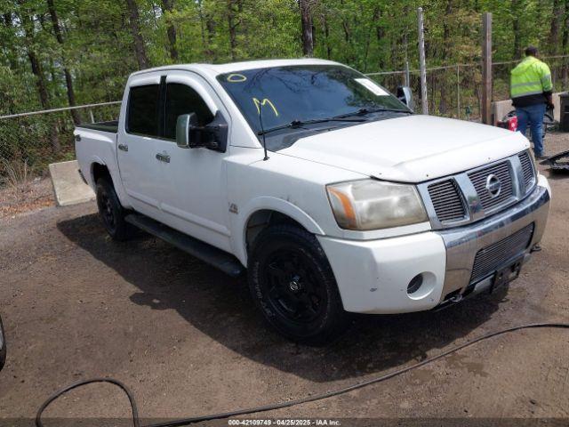  Salvage Nissan Titan