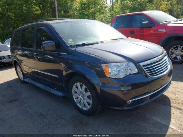  Salvage Chrysler Town & Country