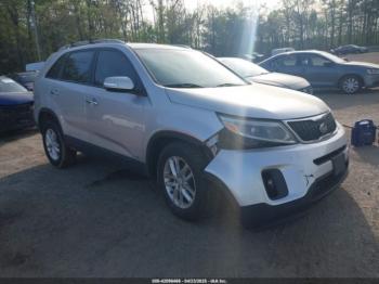  Salvage Kia Sorento