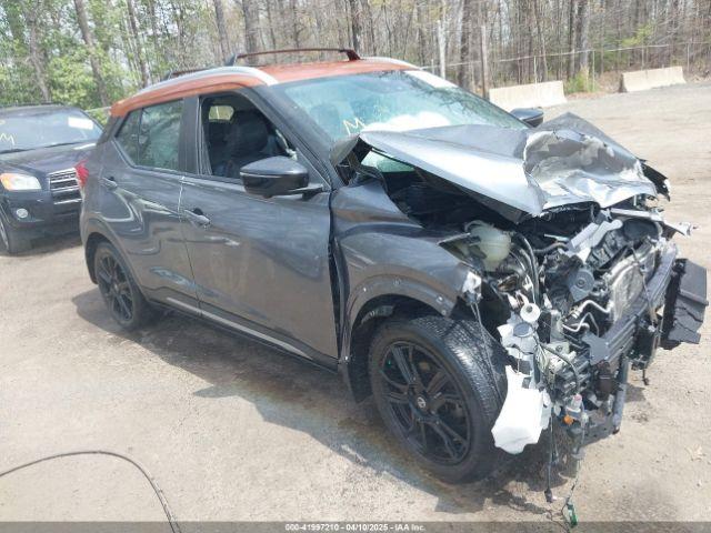  Salvage Nissan Kicks