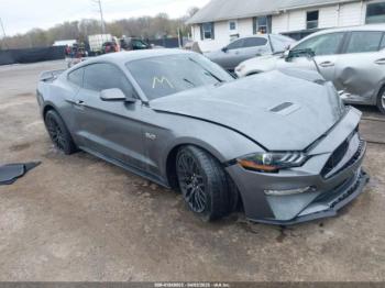  Salvage Ford Mustang