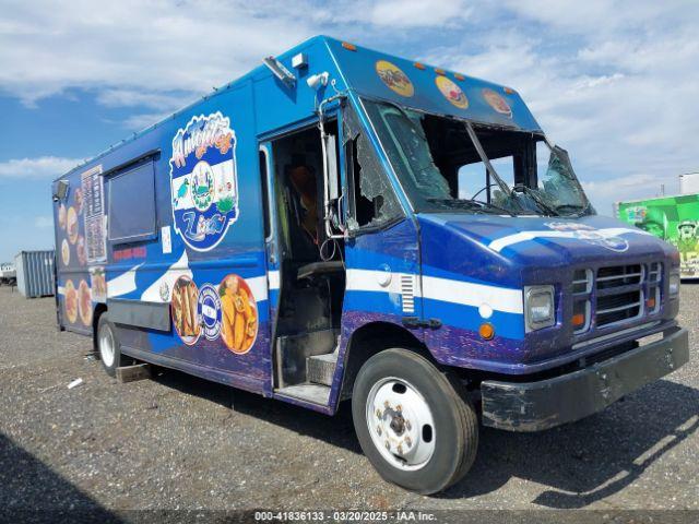  Salvage Freightliner Chassis