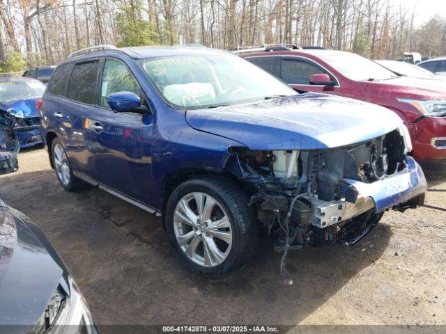  Salvage Nissan Pathfinder