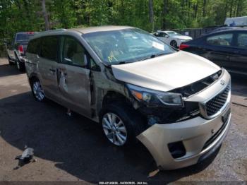  Salvage Kia Sedona