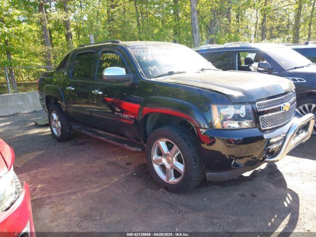  Salvage Chevrolet Avalanche