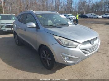  Salvage Hyundai TUCSON
