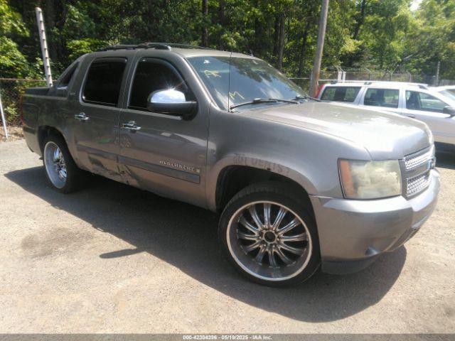  Salvage Chevrolet Avalanche 1500
