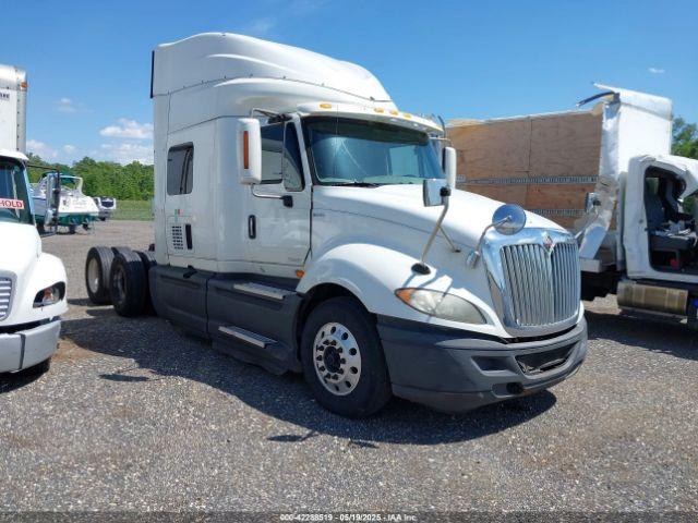  Salvage International Prostar