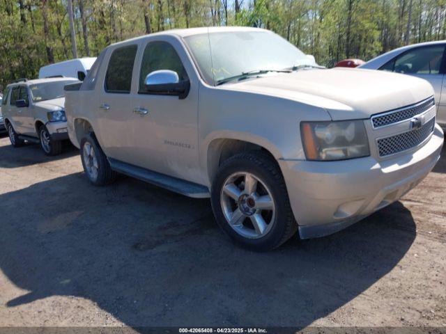  Salvage Chevrolet Avalanche 1500