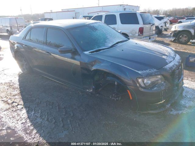  Salvage Chrysler 300