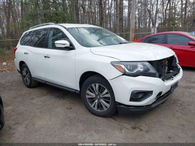  Salvage Nissan Pathfinder